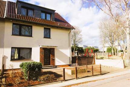 Haus zum Kaufen in Essen 555.000,00 € 182 m²