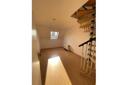Großzügige 94 m² Dachgeschosswohnung in Bad Abbach-Peising