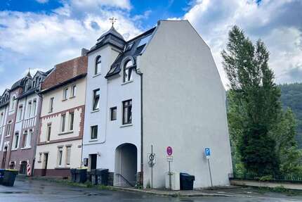 Haus zum Kaufen in Altena 195.000,00 € 187 m²
