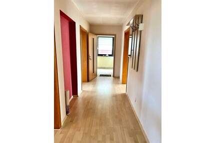 Illingen: 3 ZKB in ruhiger Lage mit Garage