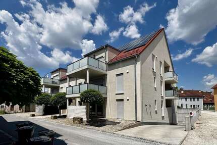 Wohnung zum Mieten in Hemau 680,00 € 68.22 m²