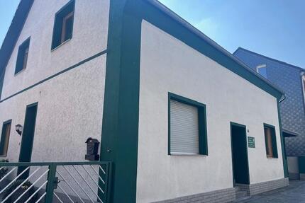 Wohnung 80 qm 2 Zimmer KDB ab 01.08. in Meiderich - Duisburg Ruhrort