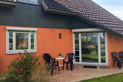 Haus zum Kaufen in Wahlstedt 395.000,00 € 225 m²