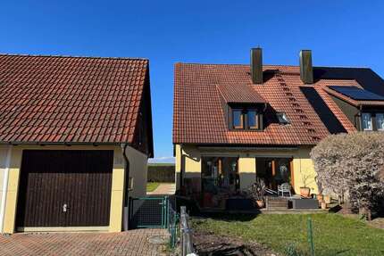 Haus zum Mieten in Eckersdorf 1.500,00 € 170 m²