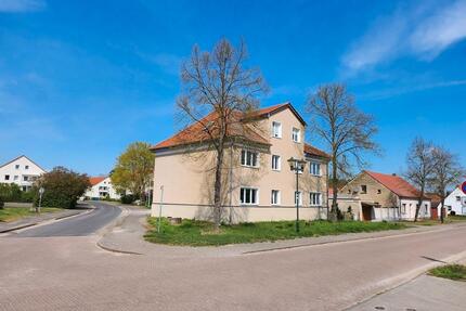 Wohnung im Grünen - 490,00&nbsp;EUR Kaltmiete, ca.&nbsp; 55,00&nbsp;m&sup2; in Neuhardenberg (PLZ: 15320)