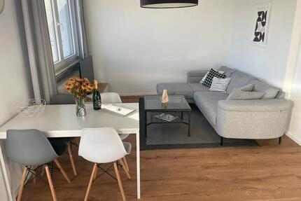 MÖBLIERTE und voll ausgestattete Wohnung mit zwei Dachterrassen - Düsseldorf Pempelfort