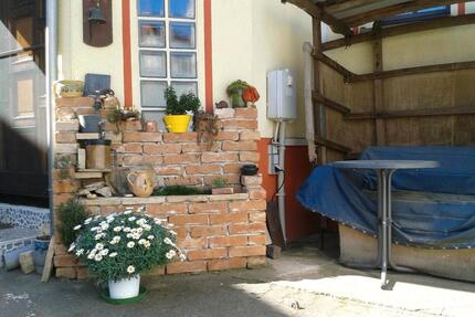 Pferdehof mit ansprechendem Einfamilienhaus - Bechtolsheim