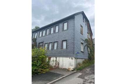 Haus zum Kaufen in OberweißbachThüringer Wald (Meuselbach) 75.000,00 € 355 m² - Oberweißbach/Thüringer Wald (Meuselbach)