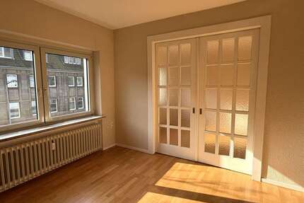 Wohnung zum Mieten in Duisburg 1.300,00 € 110 m²