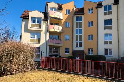 schöne große 2 ZKB Wohnung mit 2 Balkonen in Baunatal am ZOB ( BTL-CBS36a-1L )