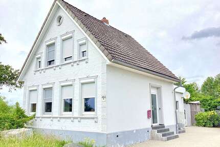 Haus zum Kaufen in Cuxhaven 234.000,00 € 130 m²