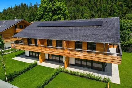Exklusives Stadthaus im Landhausstil mit Genehmigung zur Ferienvermietung - Reihenmittelhaus - Garmisch-Partenkirchen