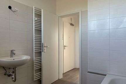 Wohnung zum Mieten in Leuna 483,00 € 54 m²