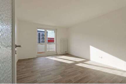 Wohnung zum Mieten in Dessau-Roßlau 402,00 € 40.14 m²