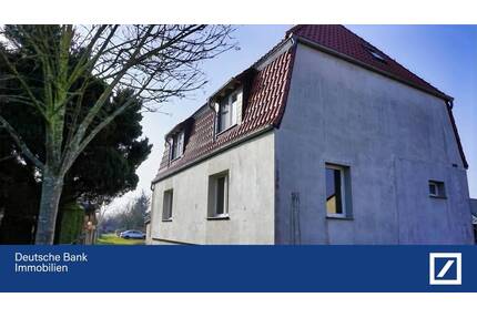 Zweifamilienhaus in Löcknitz - 190.000,00&nbsp;EUR Kaufpreis, ca.&nbsp; 158,00&nbsp;m&sup2;&nbsp;Wohnfl&auml;che in Löcknitz (PLZ: 17321)