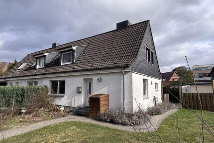 Gemütliche Doppelhaushälfte in Heikendorf