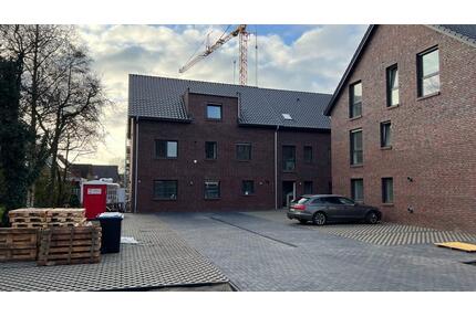 Moderne helle 5-Zimmer-Neubauwohnung, Dachterrasse, Stellplatz - Edewecht