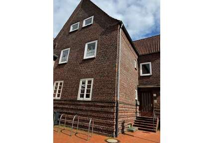 Wohnung zum Mieten in Stade 976,50 € 107.28 m²