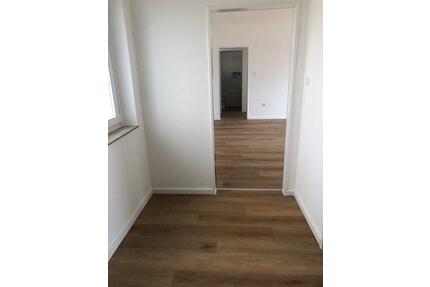 schöne 2 ZKB Wohnung mit Balkon & Bariierearmen Zugang ( KS-MBS50-O-E-3 ) - Kassel Fasanenhof