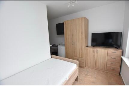 Vollmöbliertes 1-Zimmer Apartment mit Kochgel.Bad TVWiFi - Wolfsburg Alt-Wolfsburg