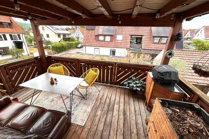 ETW mit überdachtem Balkon in 3-Familienhaus zu verkaufen - Kirchheim unter Teck