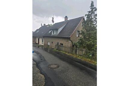 Einfamilienhaus unterkellert 90qm Wohnfläche 120qm gesamt 4 Zi - Buchen (Odenwald)