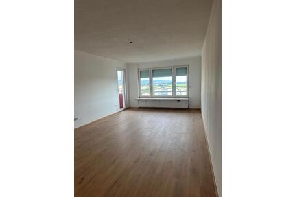 Attraktive 3-Zimmer-Wohnung mit Balkon in Heppenheim zu vermieten - Bensheim