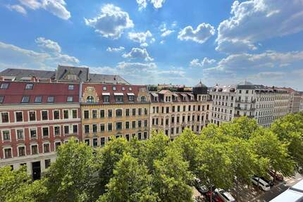 AUSBLICK ÜBER LEIPZIG Traumhaft helle Maisonette-Wohnung mit Galerie & Gästebad in Bestlage