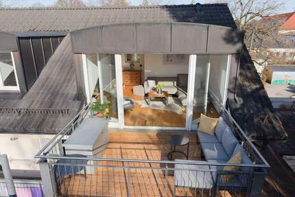 Exklusive Dachgeschosswohnung mit großer Südwest-Terrasse in ruhiger Wohnlage - Ottobrunn