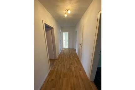 Wohnung zum Mieten in Moers 485,00 € 75 m²