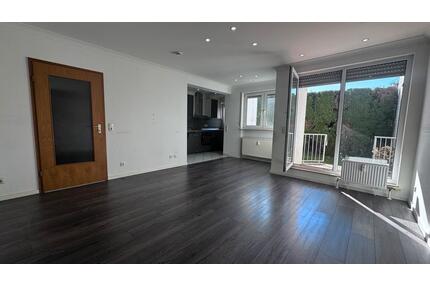 2 ZI-Wohnung in Wiesbaden Dotzheim TerrasseKellerGarage