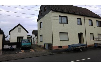 Mehrfamilienhaus mit Nebengebäude Provisionsfrei - Solingen Höhscheid