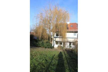Haus zum Mieten in Heilbronn 1.990,00 € 220 m²