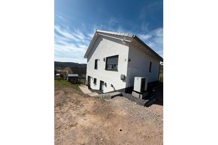 Einfamilienhaus in bester Lage - 499.000,00&nbsp;EUR Kaufpreis, ca.&nbsp; 160,00&nbsp;m&sup2; in Geratal (PLZ: 99330)