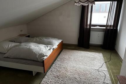 Zimmer mit Bett - 100,00&nbsp;EUR Kaltmiete, ca.&nbsp; 20,00&nbsp;m&sup2; in Bad Kissingen (PLZ: 97688)