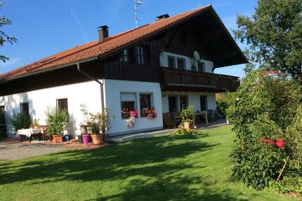 Ruhige Singlewohnung - 370,00&nbsp;EUR Kaltmiete, ca.&nbsp; 40,00&nbsp;m&sup2; in Schaufling (PLZ: 94571)