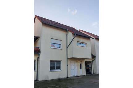 Haus zum Kaufen in Cottbus 298.000,00 € 152 m²