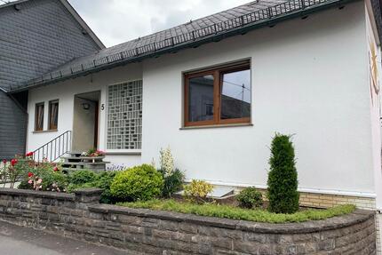 Einfamilienhaus mit Garage zu vermieten - Mudersbach