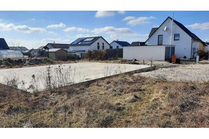 Deining Baugrundstück Doppelhaus-Einfamilienhaus.