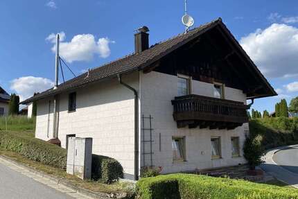 Haus zum Kaufen in Wiesenfelden 164.000,00 € 105 m²