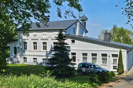 Viel Platz am Stadtrand! Teilvermitetes Mehrfamilienhaus mit Potential! - Anklam