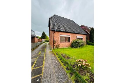 Freistehendes Einfamilienhaus mit großem Garten - Grönwohld