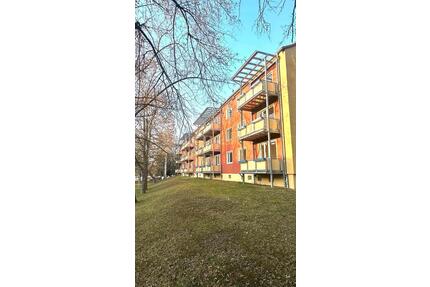 Modernisierte 3-Zimmer-Wohnung mit großem Balkon - Gera Alt-Bieblach