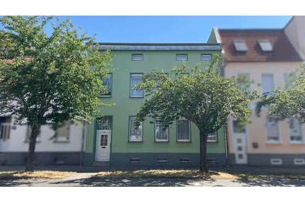 Haus zum Kaufen in Schönebeck 139.000,00 € 119 m²