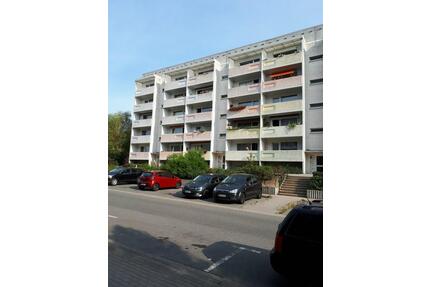 3R-Whg. mit Balkon - 310,00&nbsp;EUR Kaltmiete, ca.&nbsp; 63,02&nbsp;m&sup2; in Stavenhagen (PLZ: 17153)