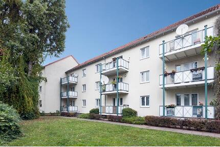 Gemütliche 2-Zimmer-Wohnung mit Balkon - Hannover Herrenhausen-Stöcken