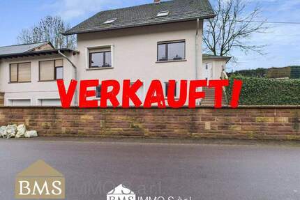 Großes Wohnhaus mit Garagen und Garten ! - Lahr