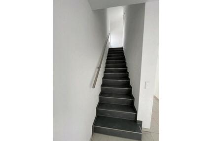 5 Zimmerwohnung 2 km vom Stadtzentrum Giessen auch WG geeignet - Gießen Wieseck