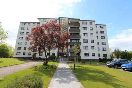 Helle 2-Zimmer Wohnung mit Balkon im 2. OG in Flensburg-Mürwik