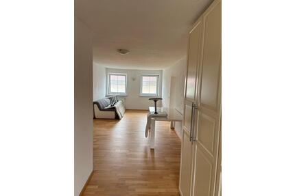 Wohnung zu vermieten - 500,00&nbsp;EUR Kaltmiete, ca.&nbsp; 100,00&nbsp;m&sup2; in Kirchweidach (PLZ: 84558)